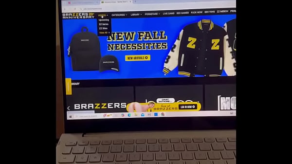 Film Paling Laris Di Brazzers Setahun Terakhir, Bikin Ngilu Dan Basah!