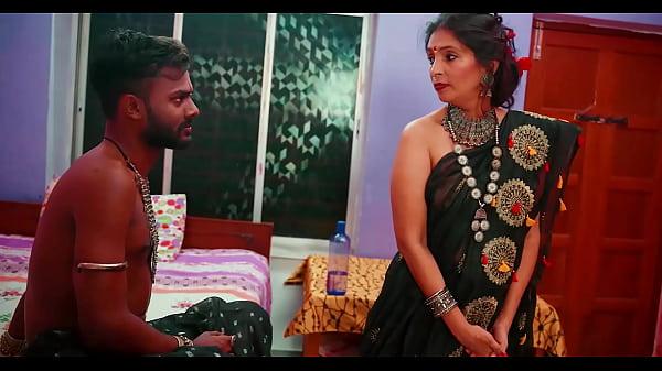 Ibu Rumah Tangga India Ngewe Romantis, Doggystyle, Cium Kontol – Suara Hindi