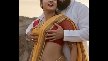 Desi Bhabhi Saree, Nyepong Tetek Sambil Bercinta