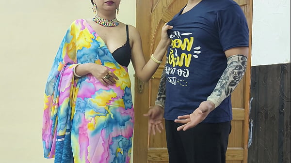 Ibu Tiri India Montok Besar Bantu Anak Tiri Berhenti Merokok Dan Kasih Kenikmatan Seks