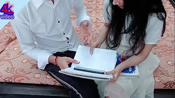 Cewek-cewek Kampus India Lagi Main-main Seru, Desi Chudayi, Suara Hindi Jelas Bikin Makin Panas.